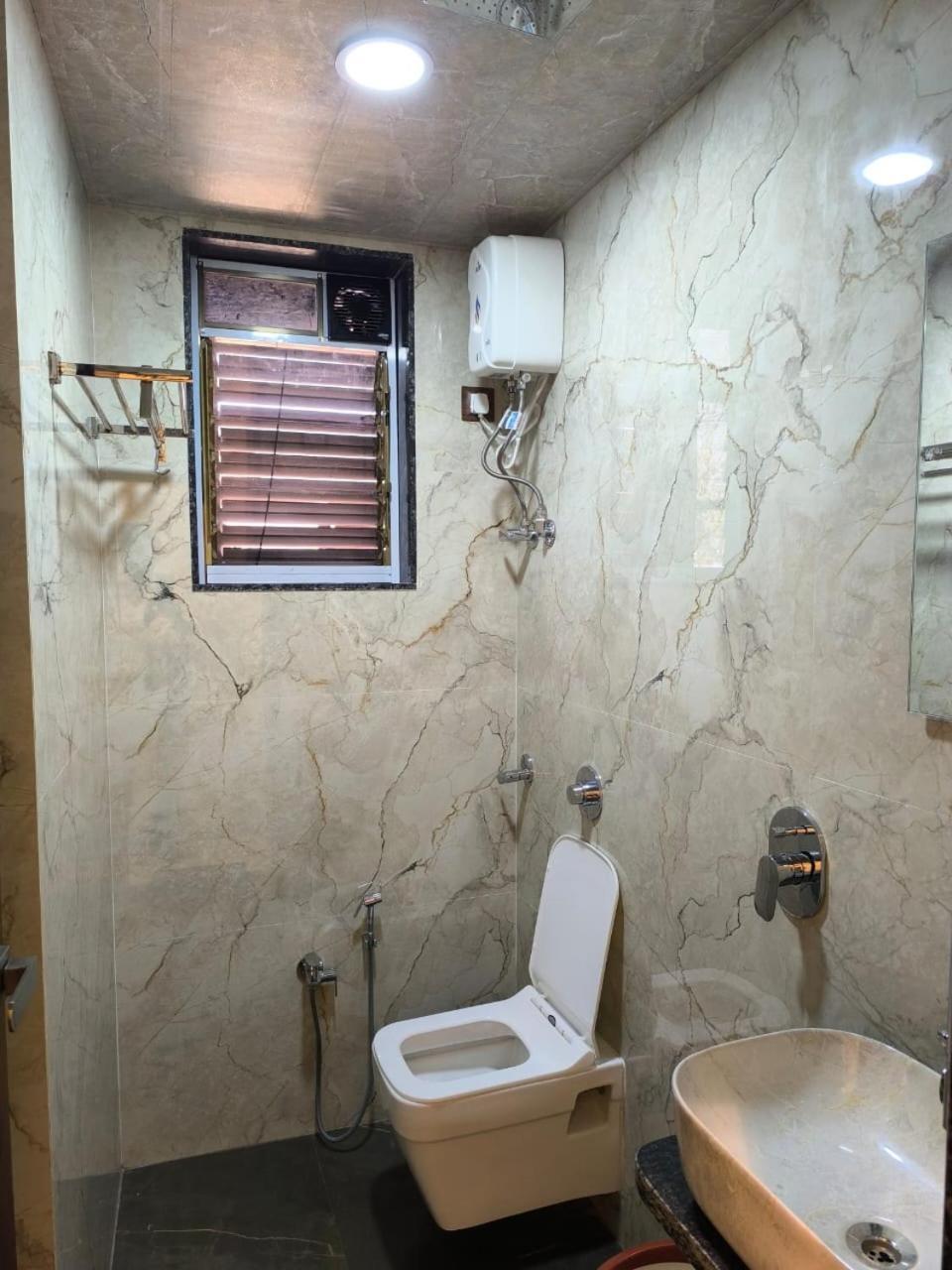 Sharan Residency Navi Mumbai Exterior foto